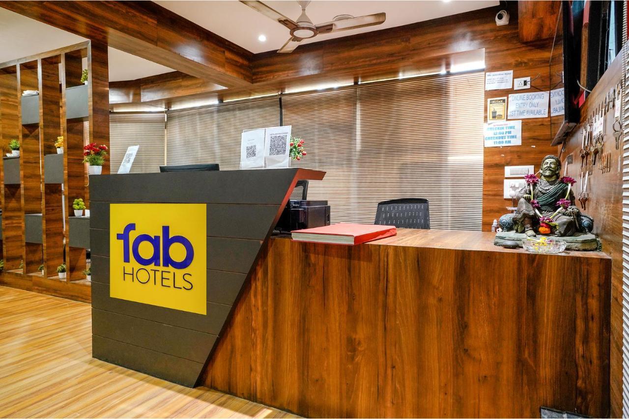 Fabhotel The Valentine - Udhna Road Súrat Exteriér fotografie